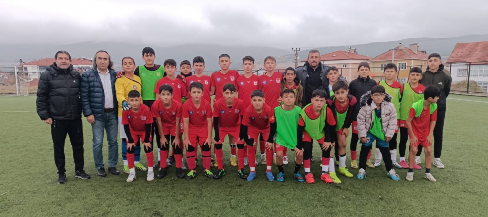 Başkan Aydoğmuş’tan Yozgat U14 Ligi’nde Dostluk Mesajı - GÜNDEM - İnternetin Ajansı