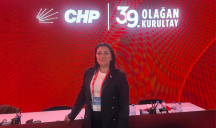 Çiğdem Özturan Kurt: 