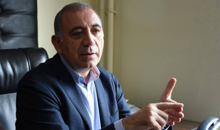 Gürsel Tekin: İnanç Mekânları Siyasi Hesaplaşmaların Adresi Olamaz - GÜNDEM - İnternetin Ajansı
