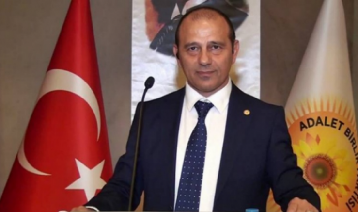 İrfan Uzun: Akaryakıt Zamları Milletin Geçim Yükünü Daha da Ağırlaştırıyor - GÜNDEM - İnternetin Ajansı