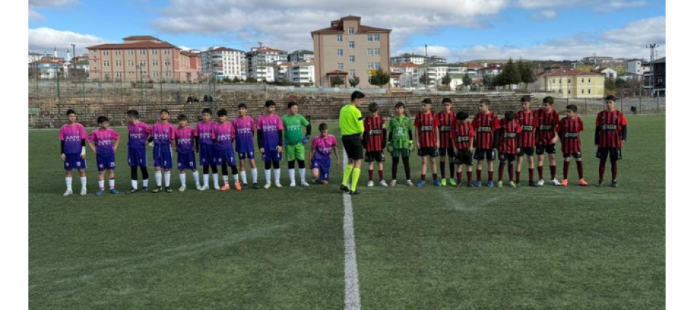 Ömer Aydoğmuş: “U14 Şampiyonluk Maçında Yapılan Hakemlik Kabul Edilemez” - GÜNDEM - İnternetin Ajansı